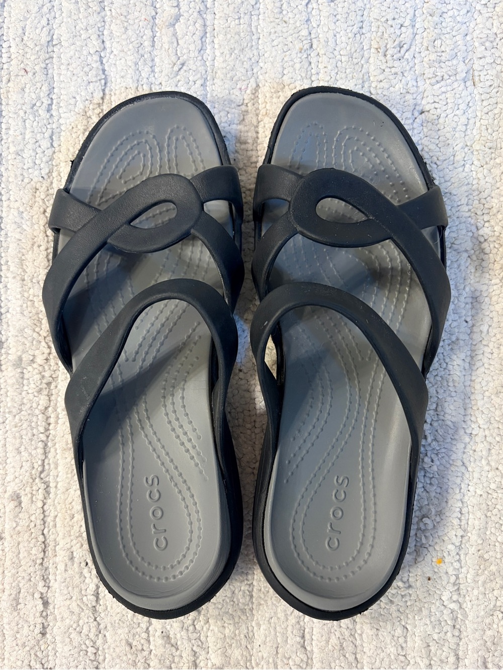 CROCS Women’s Black Strappy Slide Sandal with Gray Footbed 8W